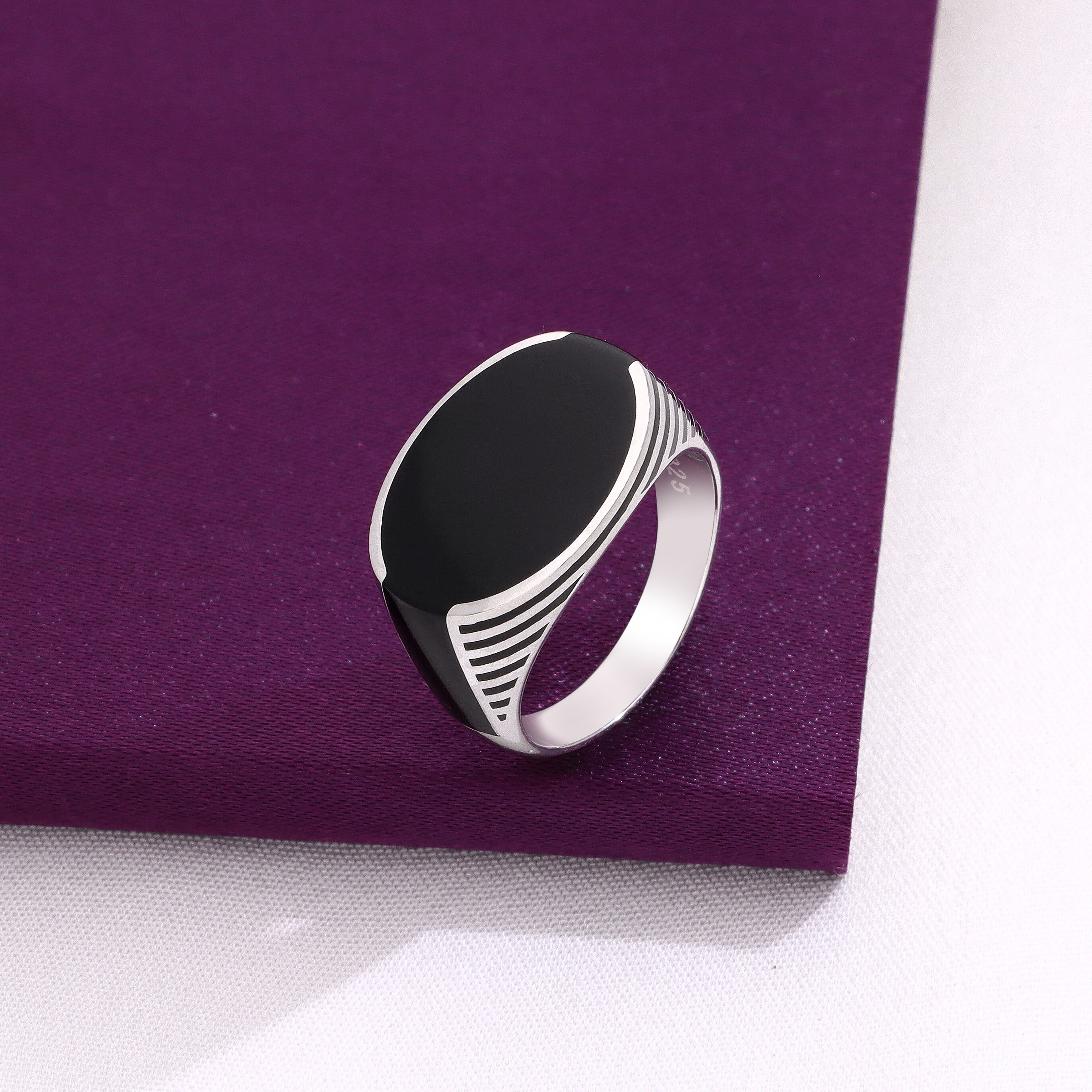 Men's Oval Black Stone Silver Ring – Kai Jewel