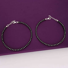 Twinning in Black & Silver Nazaria Anklet