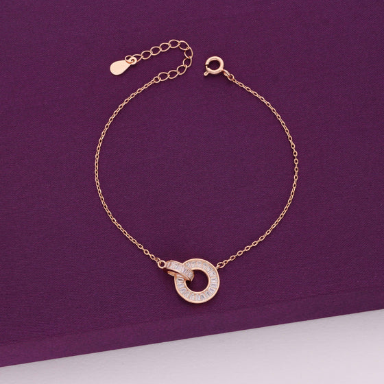 Elegant Silver Circle Charm Bracelet