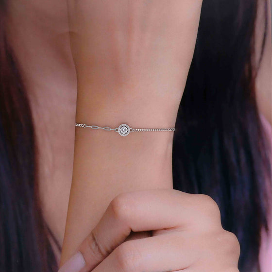 Stylish Solitaire Zircon Studded Silver Link Bracelet