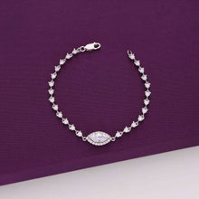  Pear-shaped Zirconia Line Bracelet