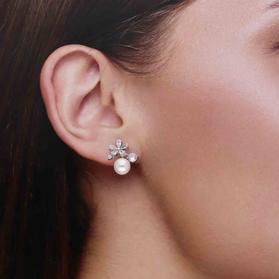 Sterling Silver Solitaire Floral Pearl Earring