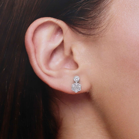 MINIMALISTIC FLORAL SILVER EARRINGS