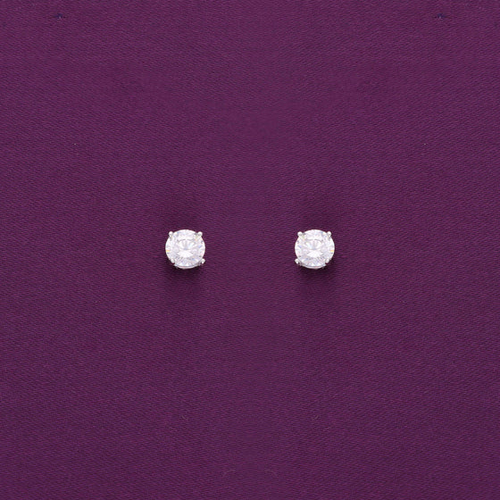 Chic Solitaire Stud Earrings