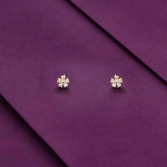 Chic Floral Stud Earrings