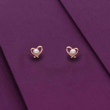  Sterling Silver Pearl Heart Stud Earring