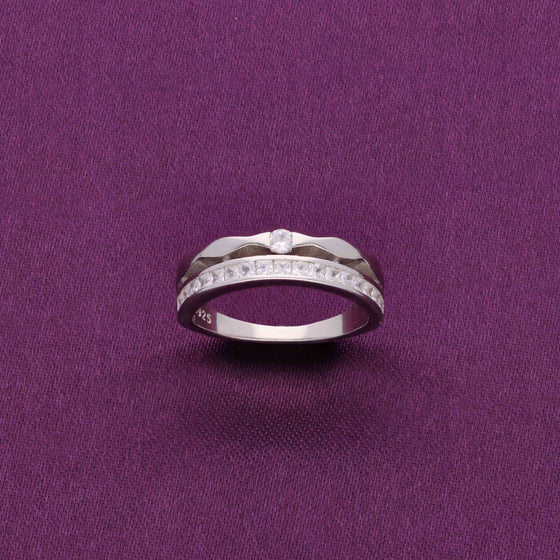 Elegant Sterling Silver Diamond Band Ring