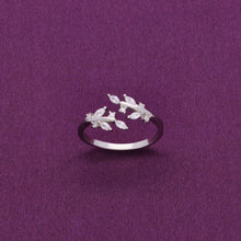  Minimalistic Leafy Zircon Studded Silver Ring