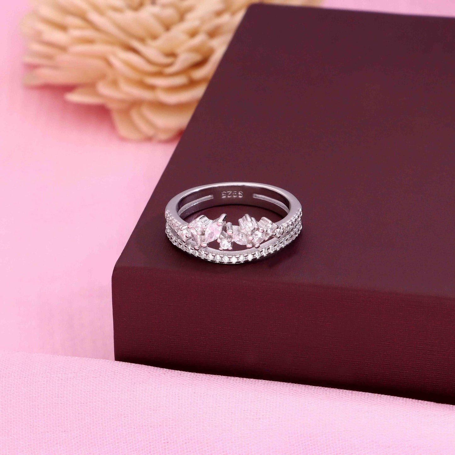Sterling Silver Leaf Design Band Ring