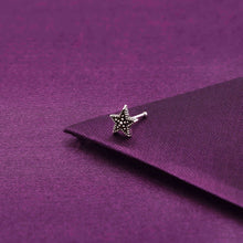  Oxidized Simple Star Silver Nose Pin