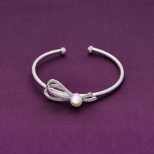  Ribboned Diamante Pearl Silver Bracelet