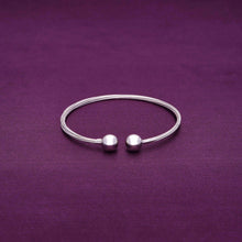  Charismatic coils Silver Bangle Bracelet