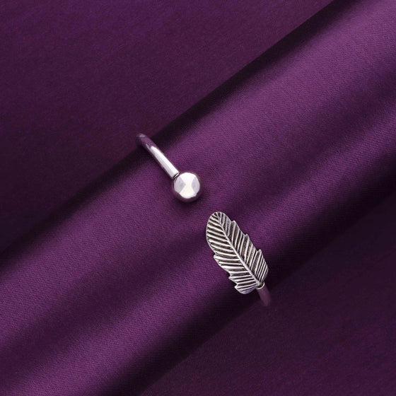 Solitaire Leaf Silver Bangle Bracelet