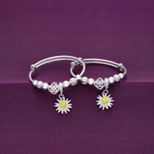  Cheerful Daisy Charm Silver Children Bracelet