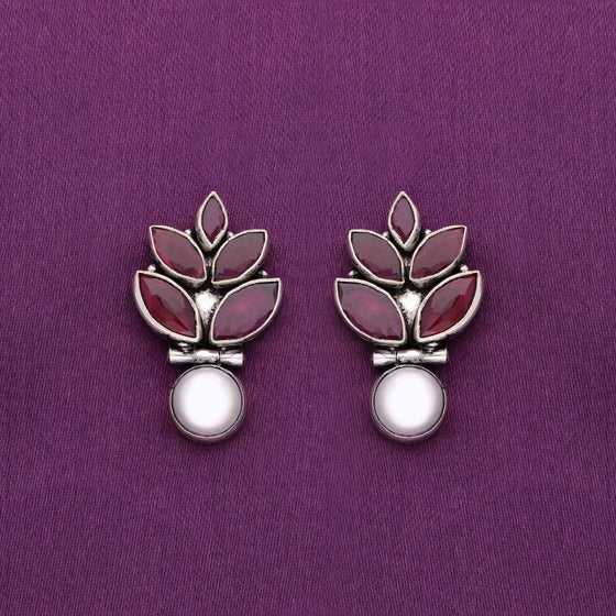 Stylish Sterling Pearly Drops Silver Earrings