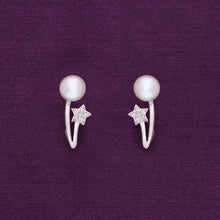  Bedazzling Beauty Pearl Silver Earrings