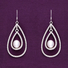  Stunning Pearly Teardrops Silver Earrings