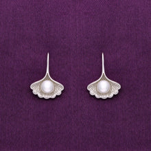  Oystered Argent Pearl Silver Earrings
