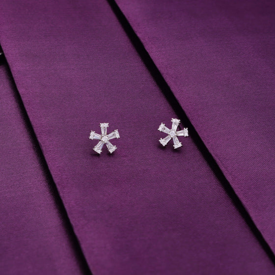 Minimalistic Starry Spectacle Floral Silver Earrings