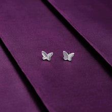  Minimalistic Argent Butterfly Silver Earrings