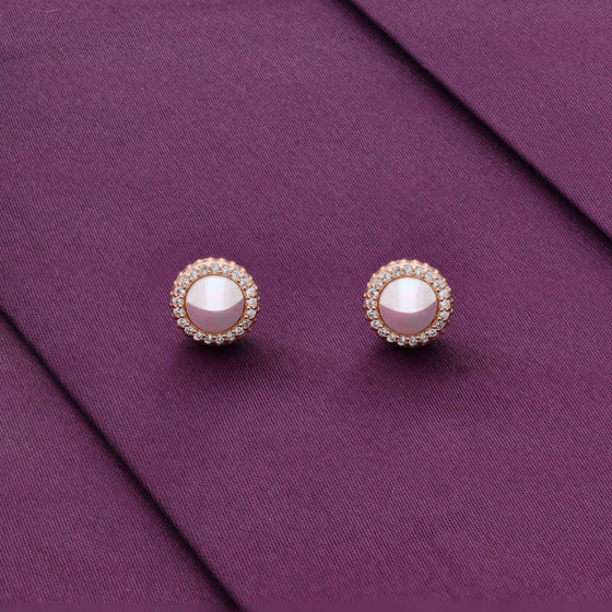 Connoisseur's Delight Pearl Silver Earrings