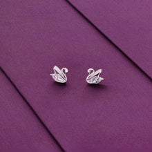  STYLISH SWAN ZIRCON CUT SILVER CASUAL STUDS