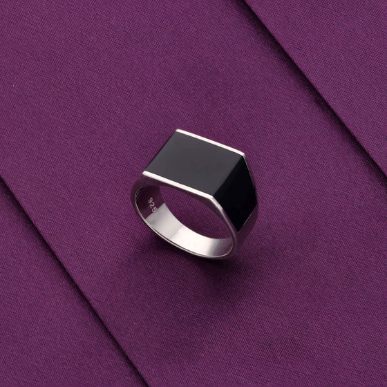 Men’s Rectangle Onyx Silver Ring