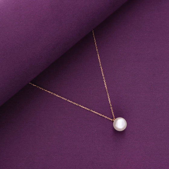 Pearly White Silver Necklace