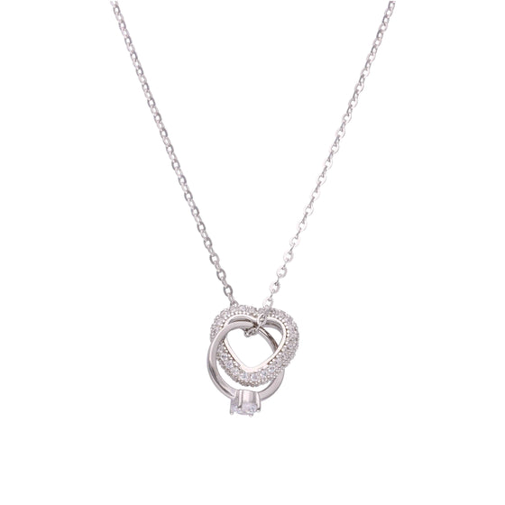 A Hearty Circle of Love Casual Silver Chain Necklace