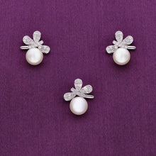  Pearly Crystal Dragonfly Silver Pendant & Earrings Set
