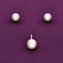  Royal Shimmer Pearl Silver Pendant & Earrings Set
