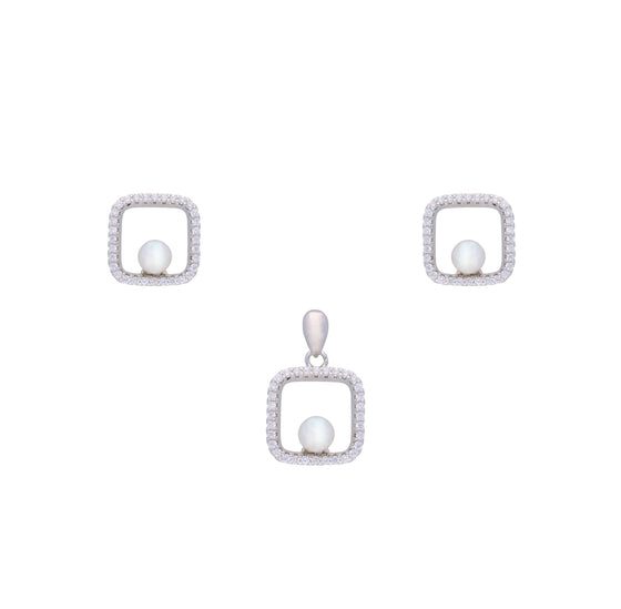 Enchanting Enclosure Pearl Silver Pendant & Earrings Set