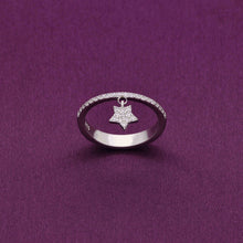  Dancing Star Zircon Silver Minimal Ring
