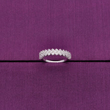  Minimalistic Studded Strands of Class Silver Ring