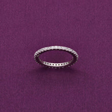  CLASSIC SILVER BAND RING
