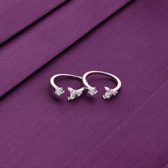 Elegant Silver Toe Ring